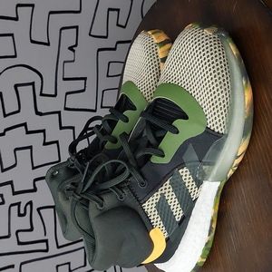 SOLD ADIDAS marquee boost